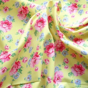 malbers-fabrics-100-cotton-floral-cf68a01