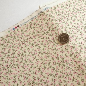 malbers-fabrics-100-cotton-floral-cf7013
