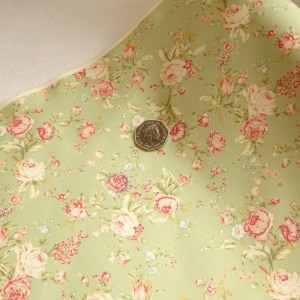 malbers-fabrics-100-cotton-floral-cp50017