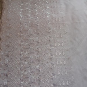 malbers-fabrics-broderie-anglais-ba11a013