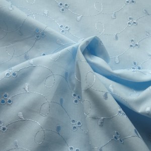 malbers-fabrics-broderie-anglais-ba18013