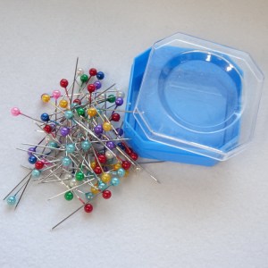 malbers-fabrics-pins-gh38015