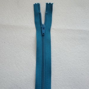 malbers-fabrics-zips-zip64d01