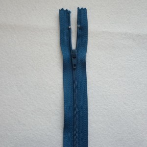 malbers-fabrics-zips-zip65f019